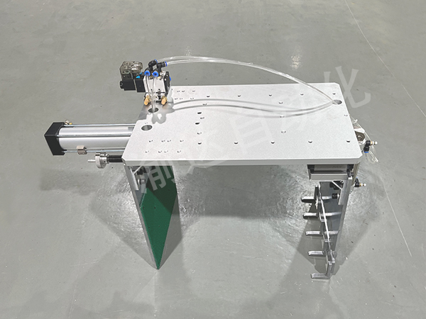 單抓 紙箱碼垛機器人夾具